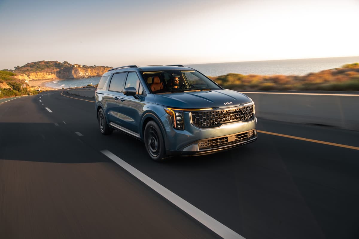 2027 Kia Carnival