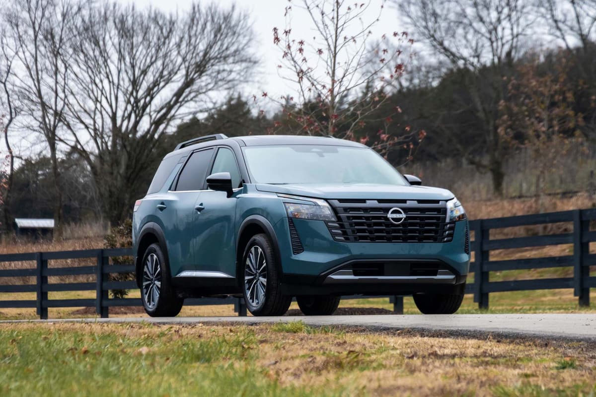 Nissan to Sell Unibody Pathfinder Alongside Body-On-Frame Version