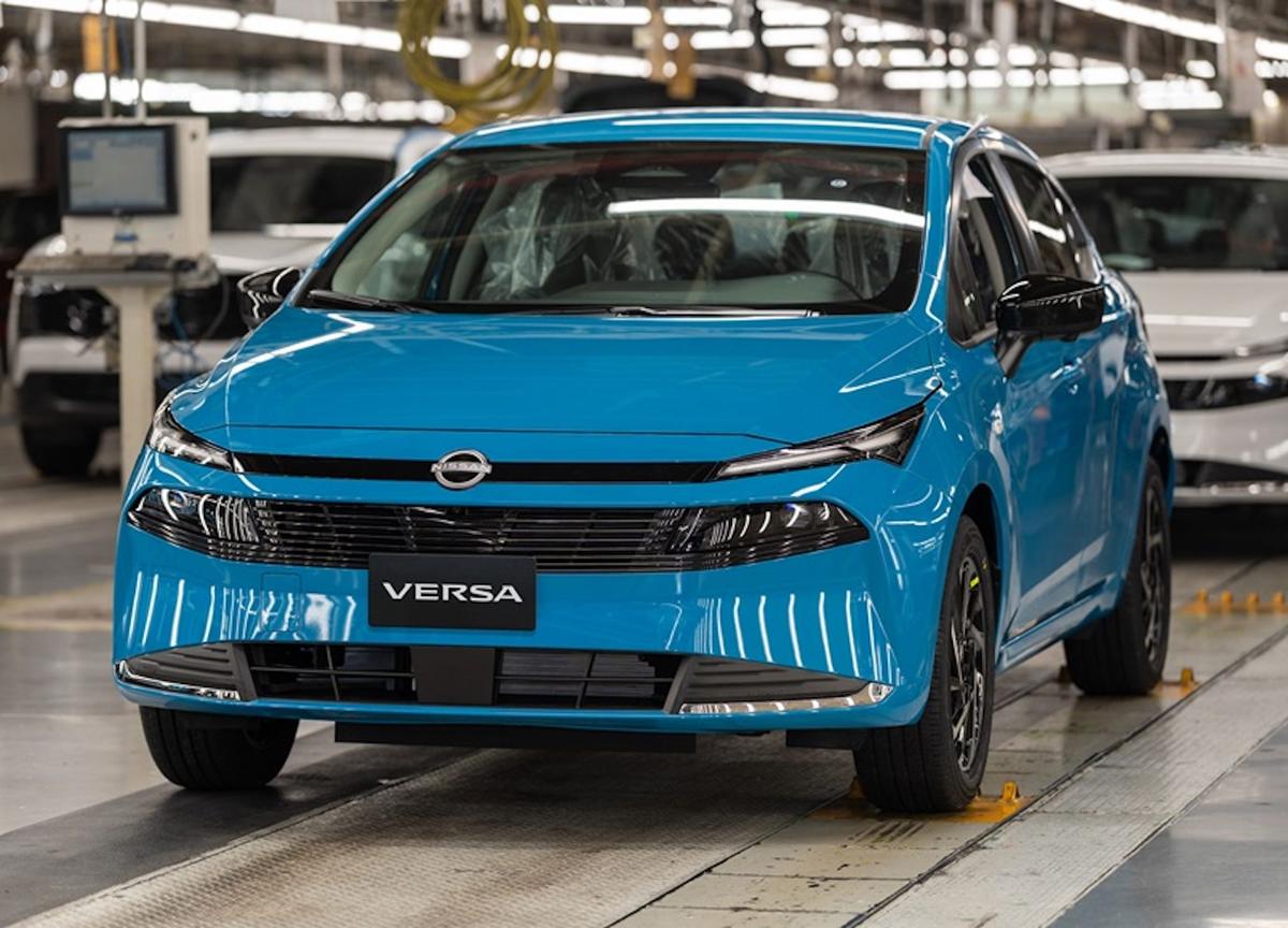 If You Want This Fresh-Faced Nissan Versa, You've Got to Go to Mexico