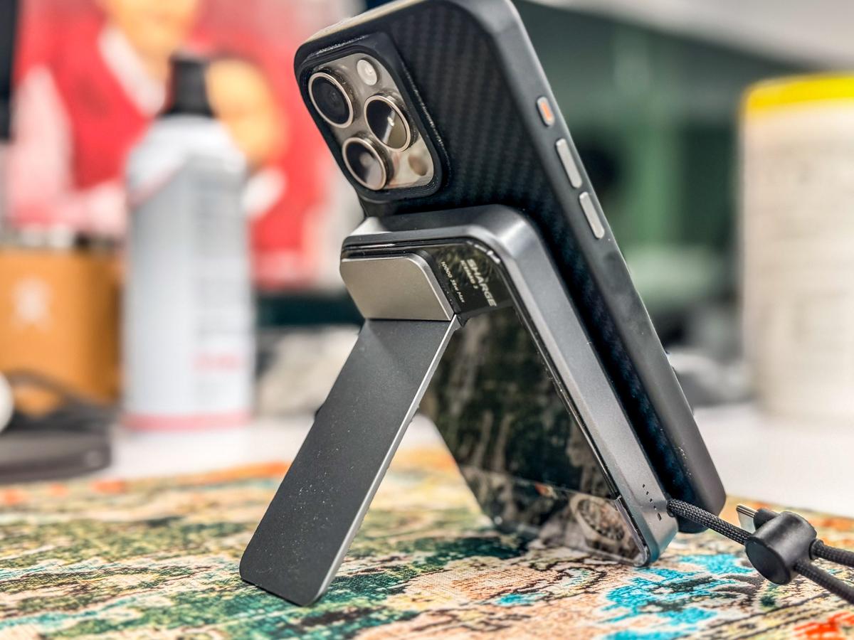 Qi2.2 Wireless Charging Is Coming to Phones and Battery Packs Everywhere… What Does It Do, Anyway?