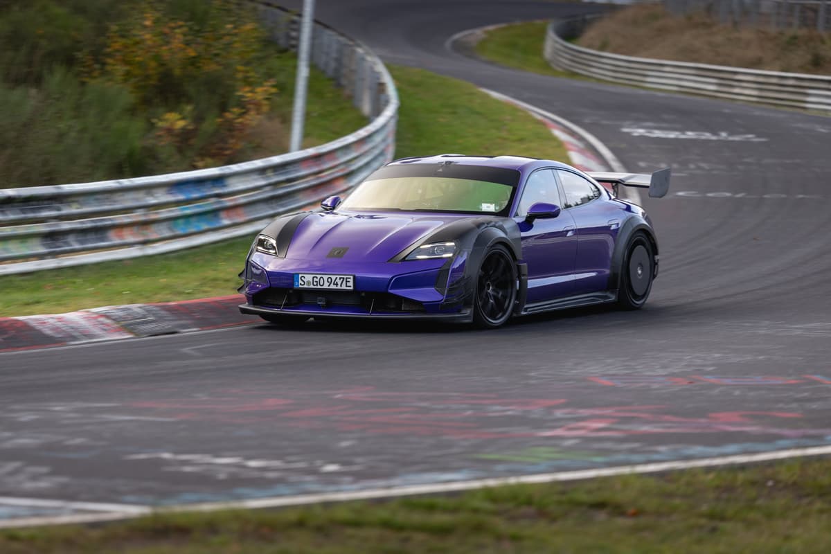 Porsche Announces Manthey Kit Taycan Turbo GT, Laps Nurburgring in 6:55