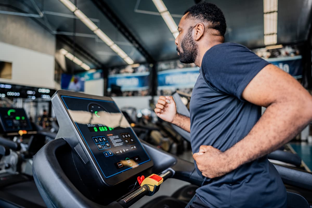 Build Run/Walk Speed With These 3 Treadmill-Based Workouts