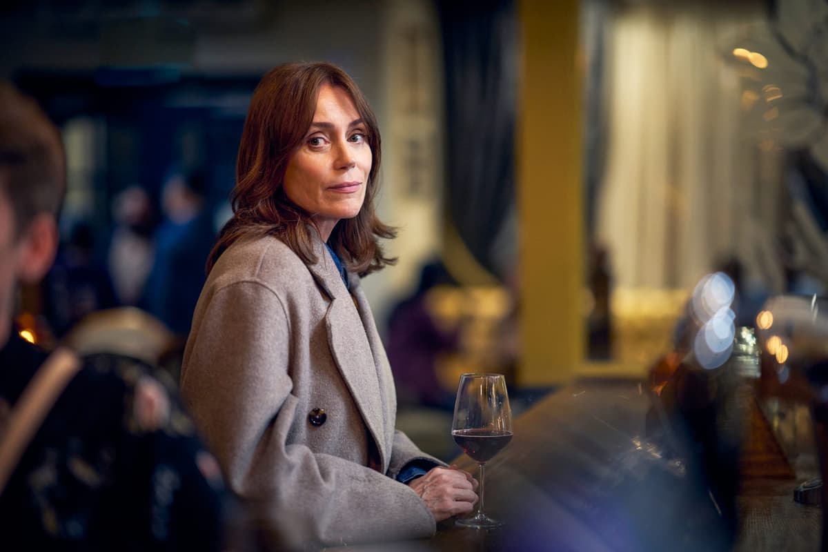 One to Watch This Weekend: Channel 4 Drama with Keeley Hawes Branded "Spellbinding" Is Now Streaming
