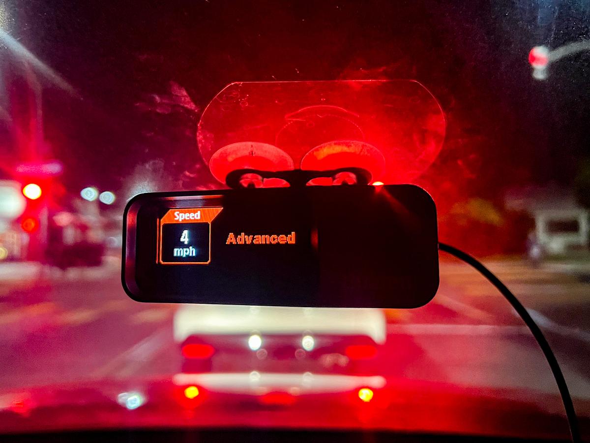 Uniden R7 Radar Detector: Why Our Favorite Model Delivers the Best Protection for the Price