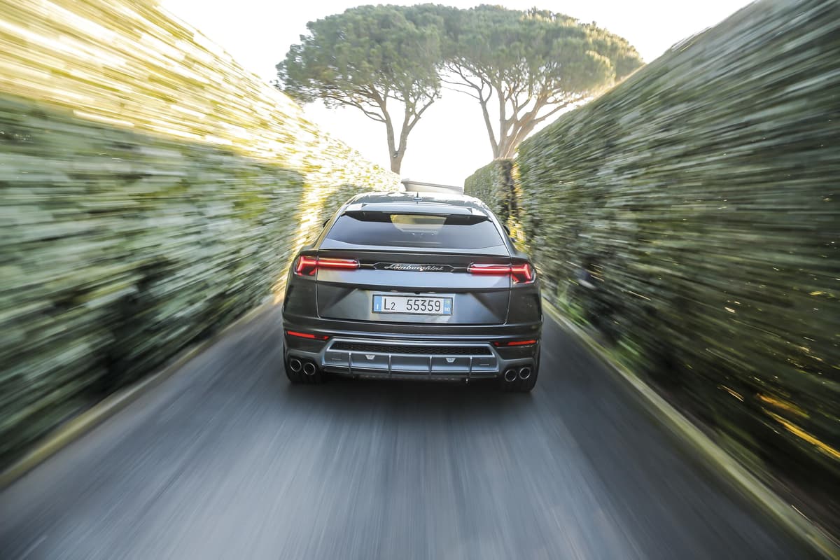 Stolen Lamborghini Urus Leads Police on High-Speed Chase Through New Jersey, Tracked Down Via Apple AirTag