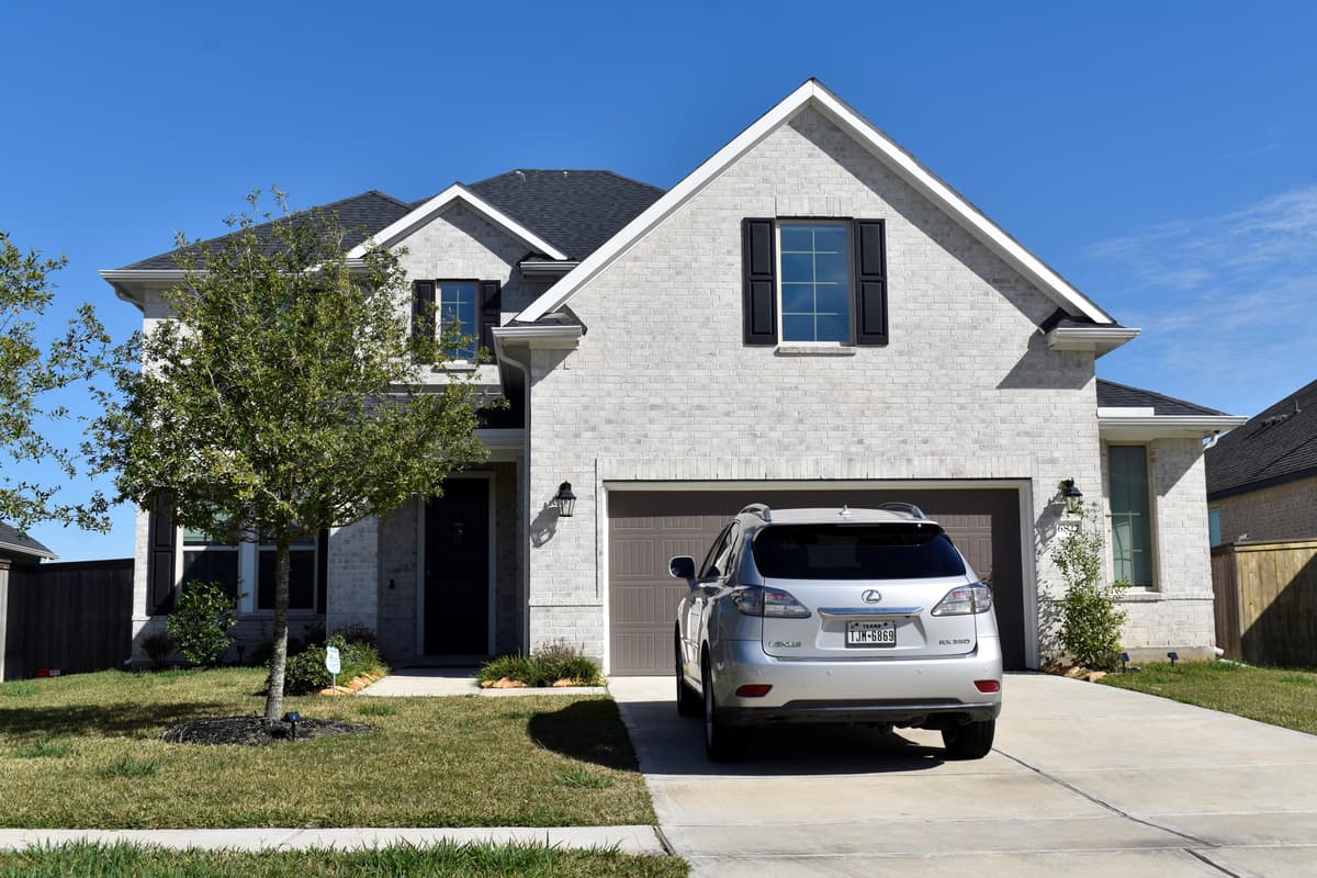 Is a Car Lease Buyout Worth It? Figure It Out Using Our 4 Easy Steps