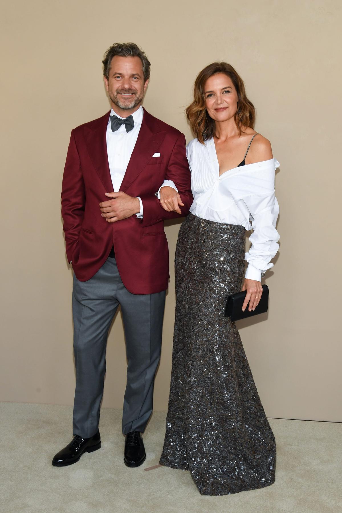 Dawson's Creek Stars Katie Holmes and Joshua Jackson Reunite in First Look at New Trilogy