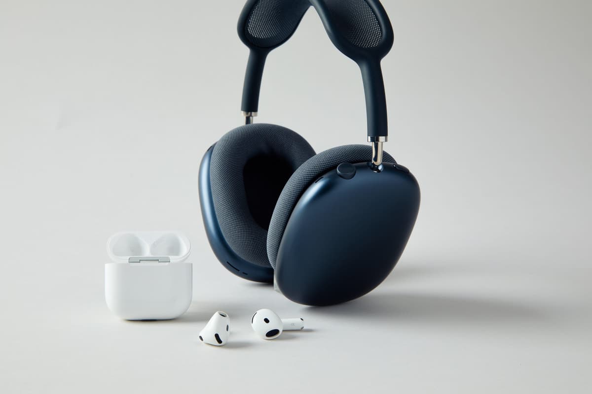 The 9 Best Wireless Headphones to Buy in 2026