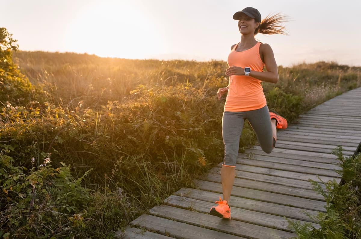 These Glute Exercises for Knee Pain Keep You Running Strong