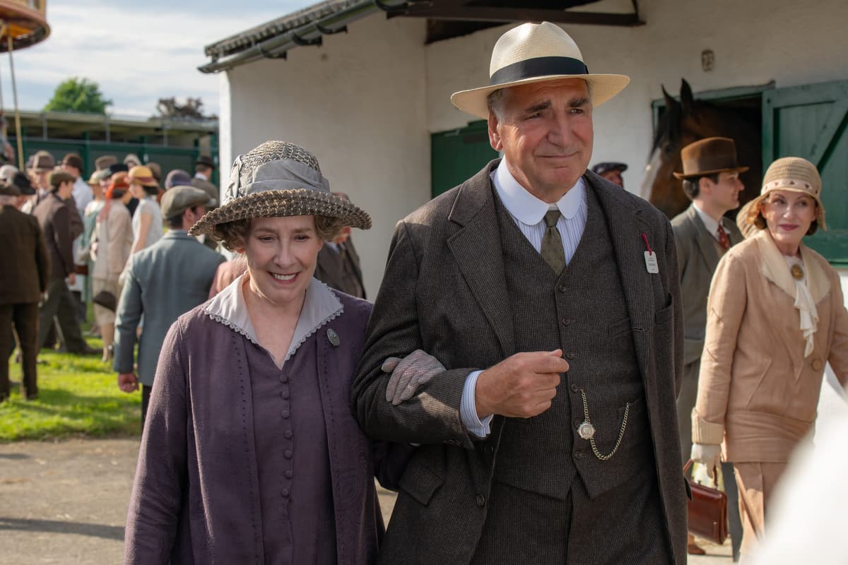 Downton Abbey Star Confirmed in "Heartfelt" Comedy with a "Ferociously Stubborn English Grandmother"