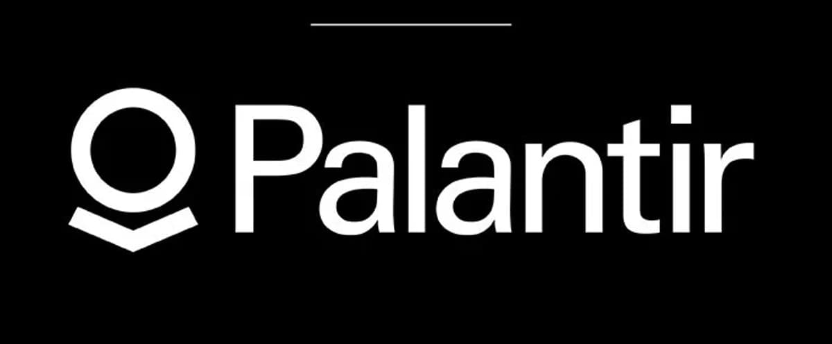 Palantir Valuation Halves; Investors Weigh Buying Opportunity