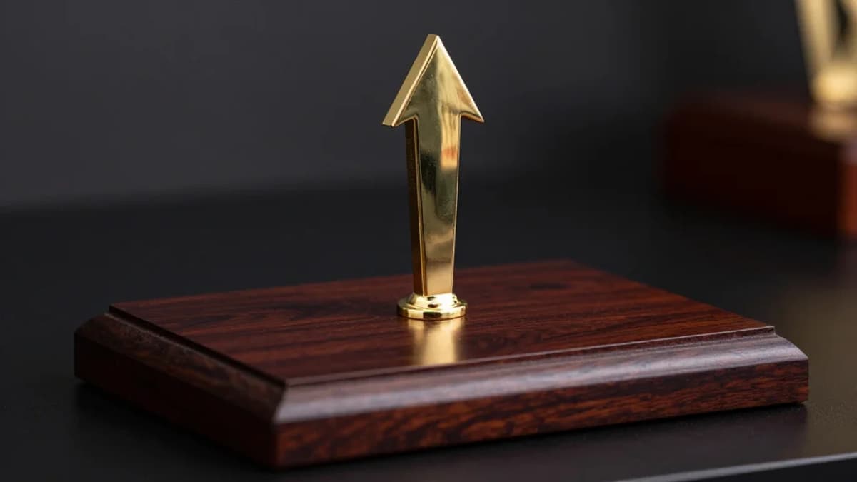 Building Sales Teams That Don’t Quit with Eric Laroque