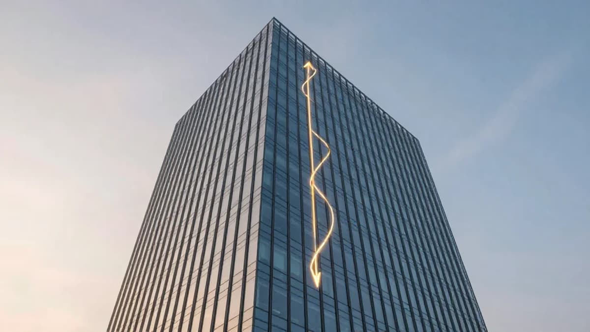 NoblQ Receives Majority Investment From Yellow Stripes Capital