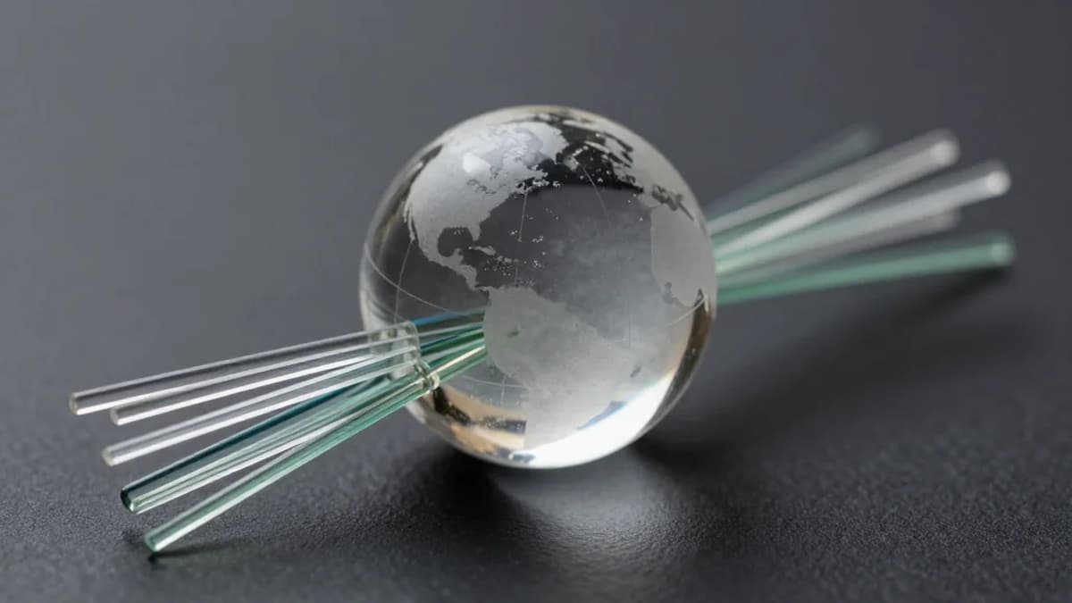 Tight Index Range Masks Historic Market Dispersion