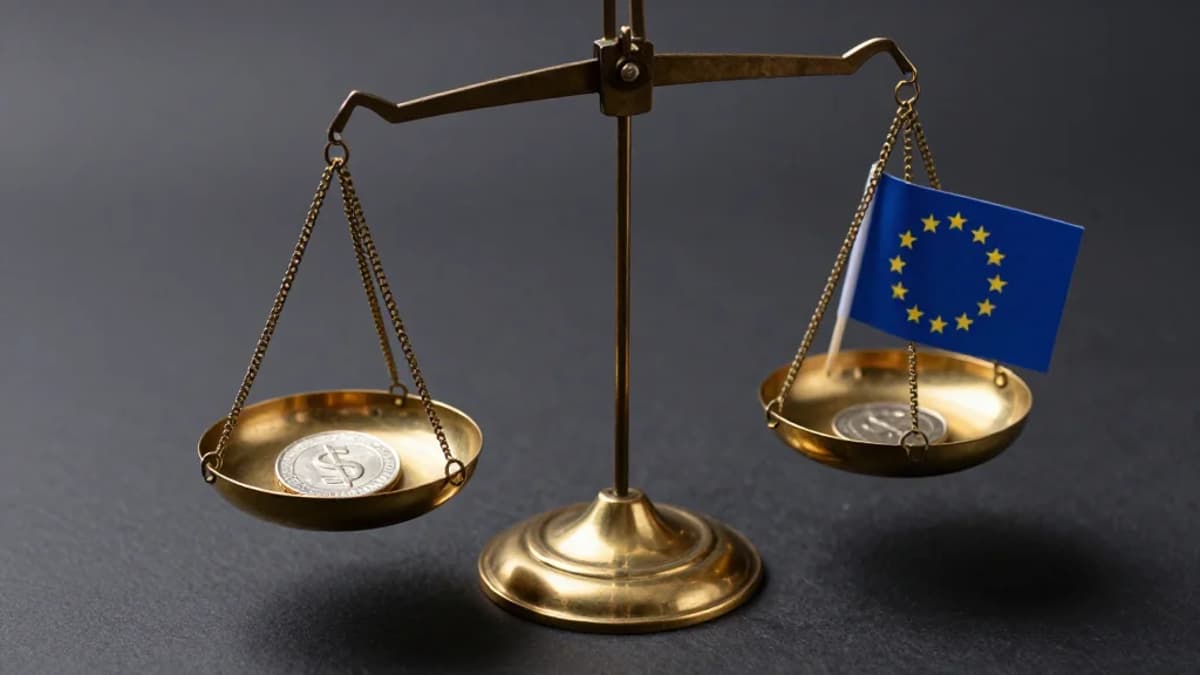 Global Growth Cools, Central Banks Pause; Short EUR/USD