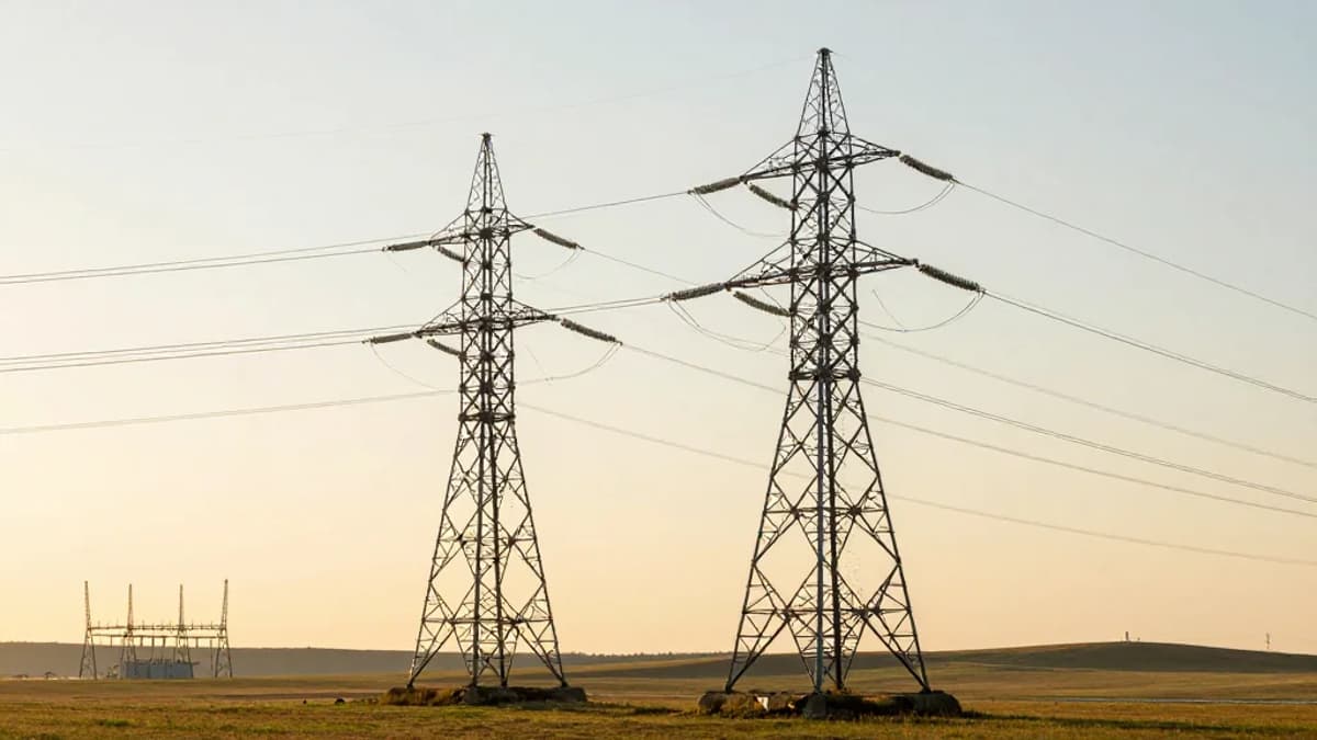 MISO, SPP Eye 500-kV Cross-Border Projects to Bolster Reliability, Save Money