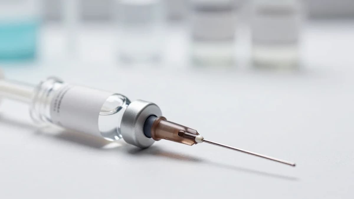 Early Add-On Therapy Associated With Strong Clinical Response in MG