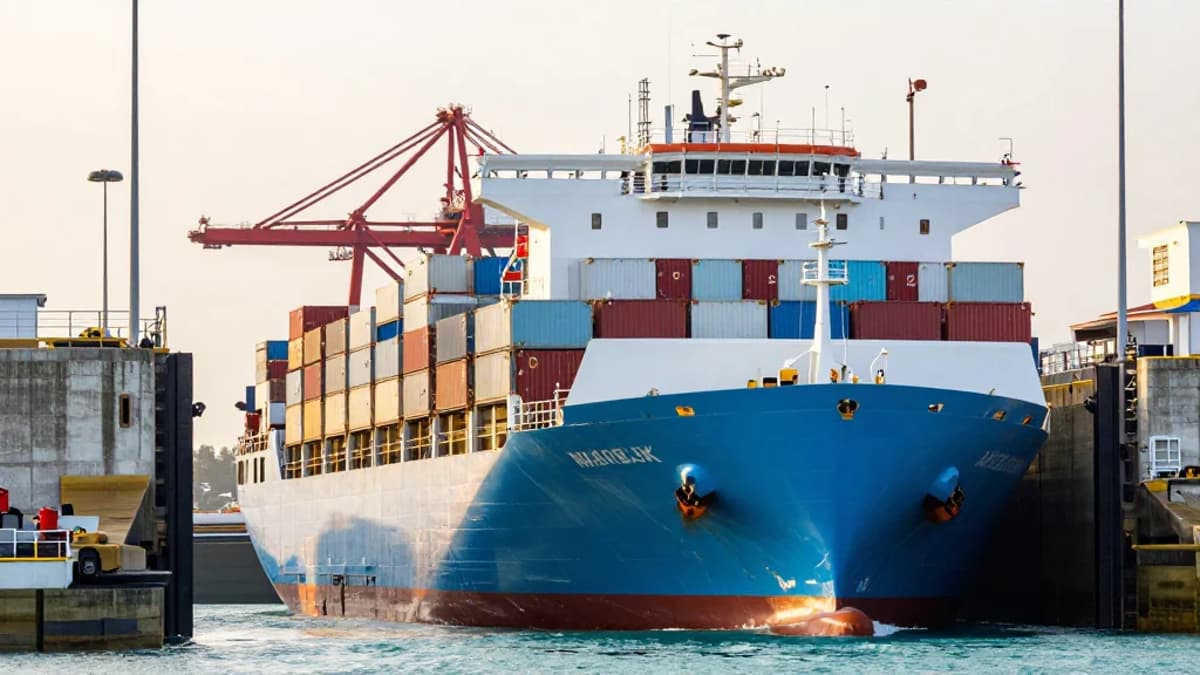 Panama Transfers CK Hutchinson Terminals to Maersk, Sparks China Speculation