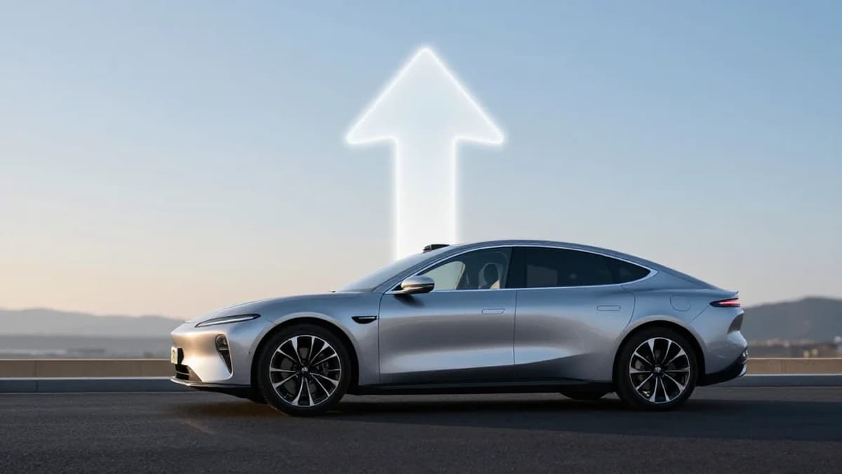 2 Domestic Auto Stocks Worth Watching Despite Geopolitical Crisis