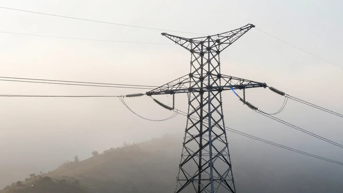 British Gas Boss Warns UK Electricity Bills Will Soar by 2030