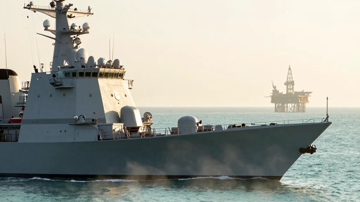 Trump Blames Iran for Gulf Oil Disruption Amid Standoff