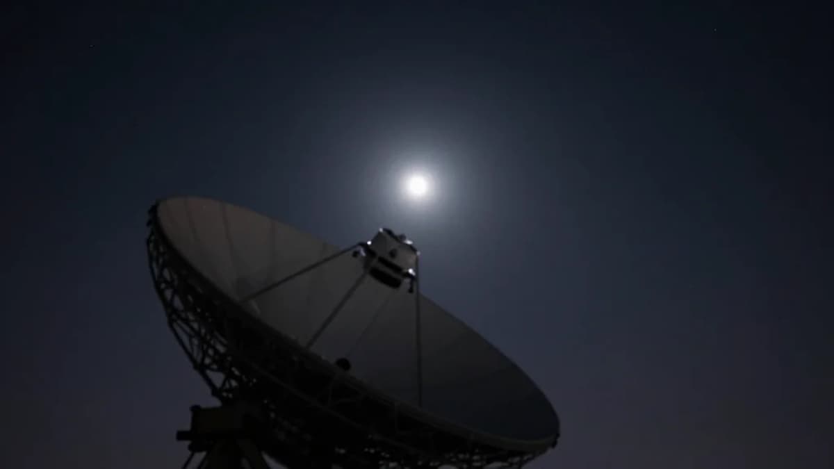 Astronomers Collect Rare Evidence of Two Planets Colliding