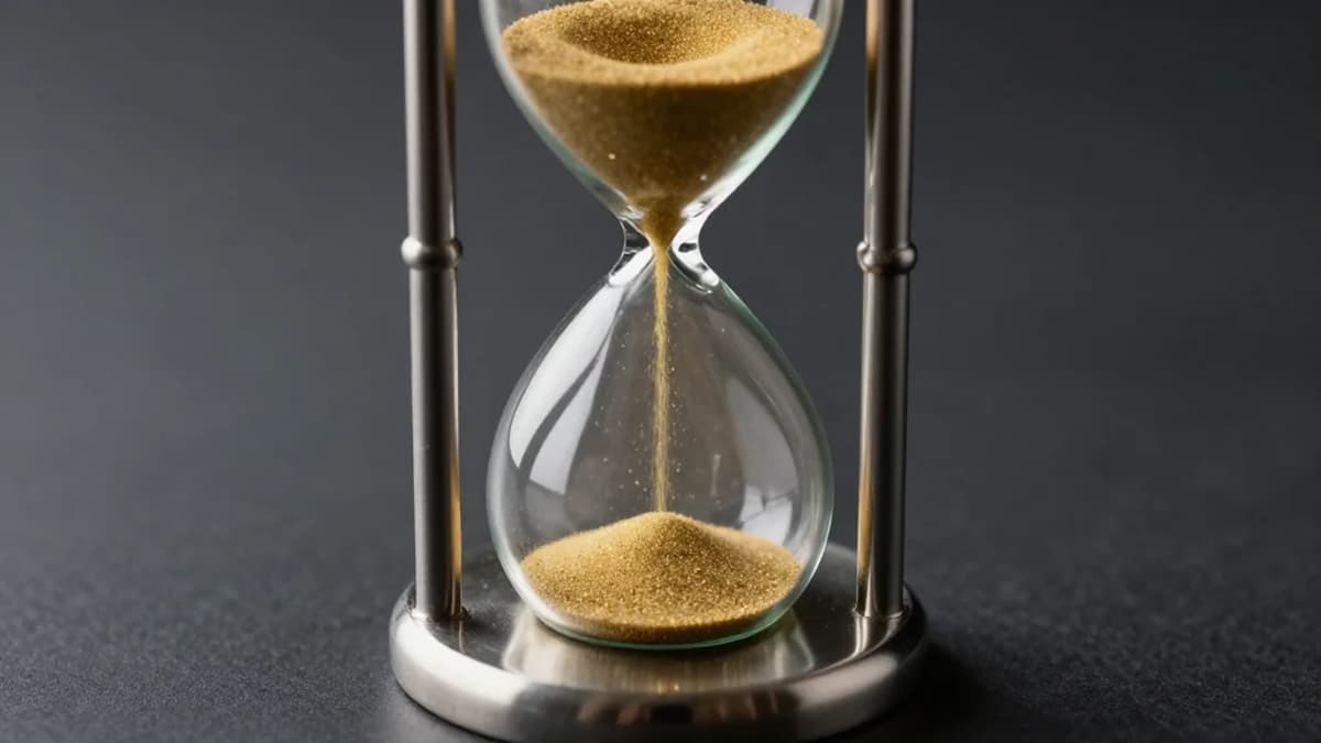 Waller Speaks as US Activity and Orders Dip