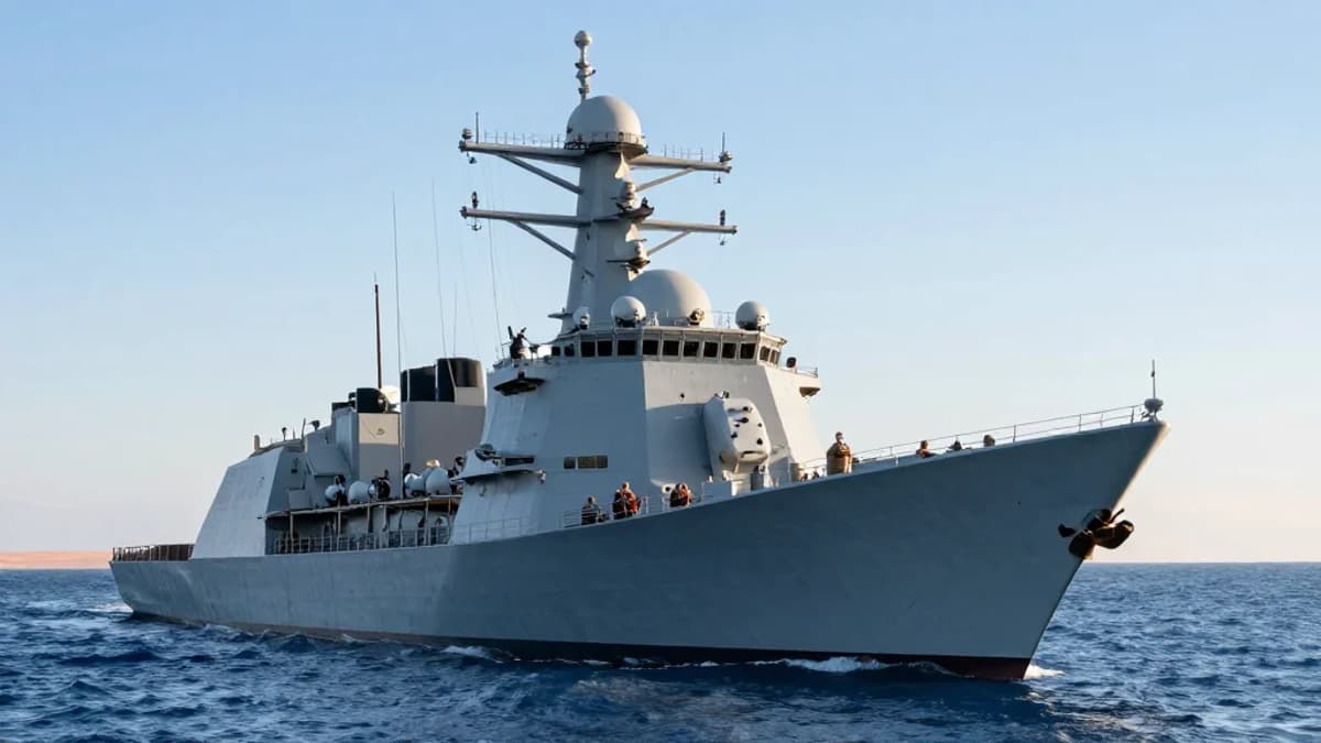 U.S. Iran Buildup: Air‑Sea Power, No Ground Invasion