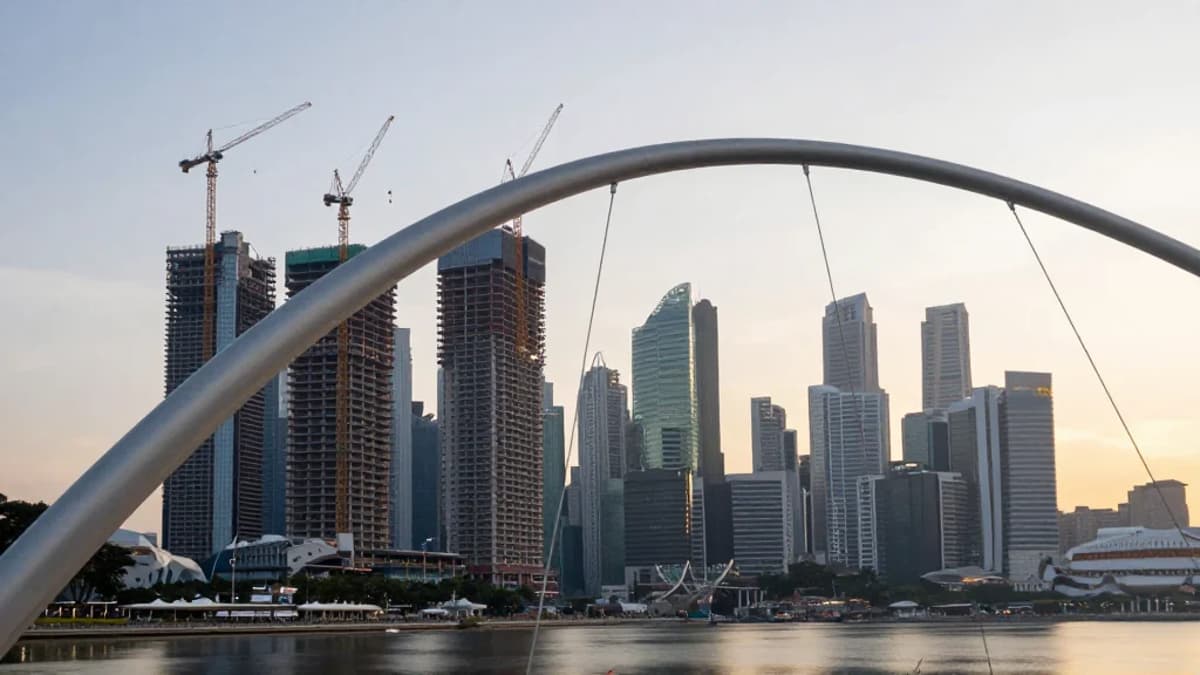 Barging Blindly Into Singapore’s Construction Boom Could Be a Bust for some Investors