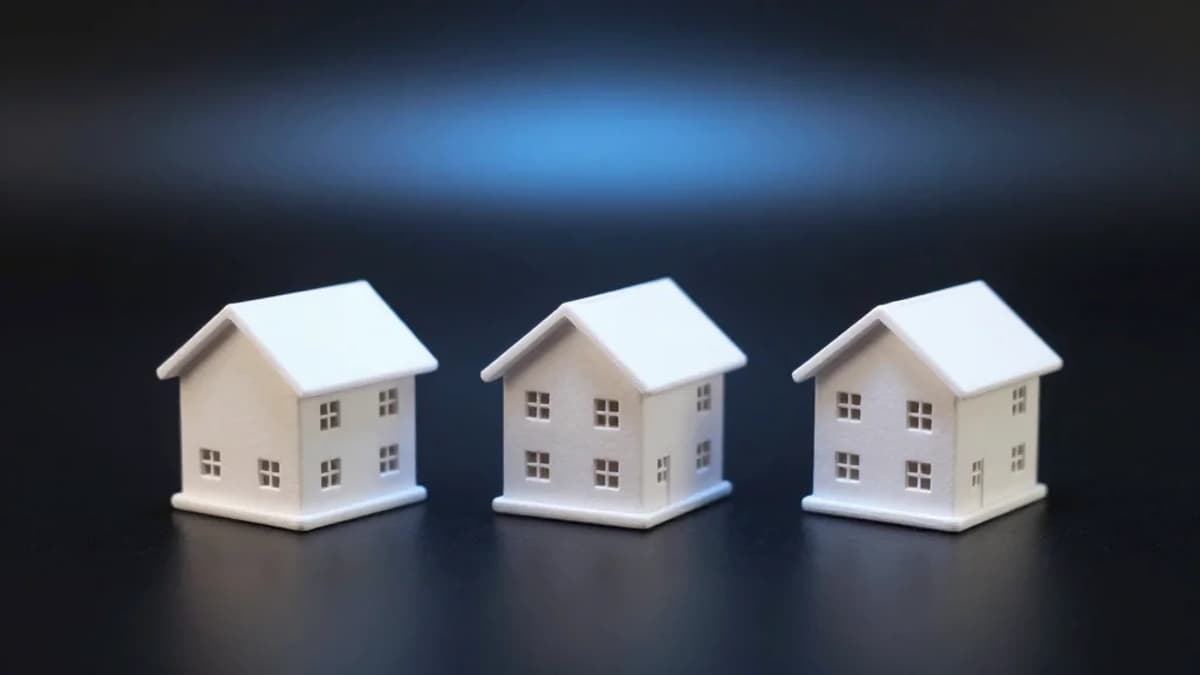 Unexpected Midwest and Northeast Inventory Decline Challenges Forecast