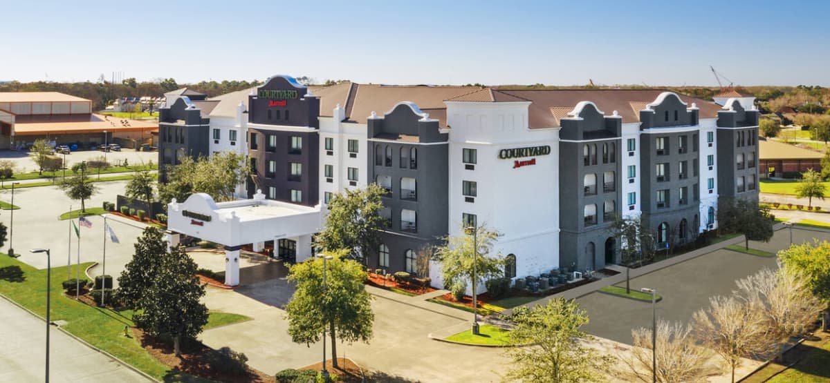 Dreamscape Hospitality Adds Two Marriott Properties