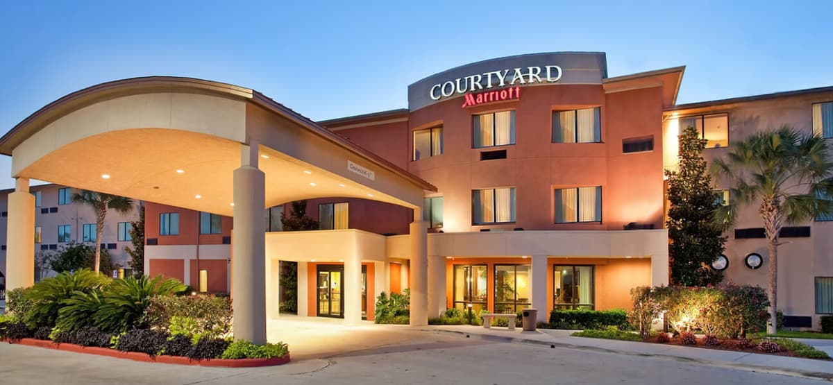 Access Point Financial Provides $29.25M Bridge Loan to American Hotel Income Properties