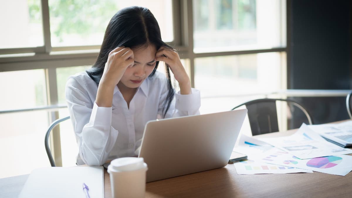 Managing Workplace Stress: 5 Practical Tips that May Help Leaders and Teams Stay Balanced