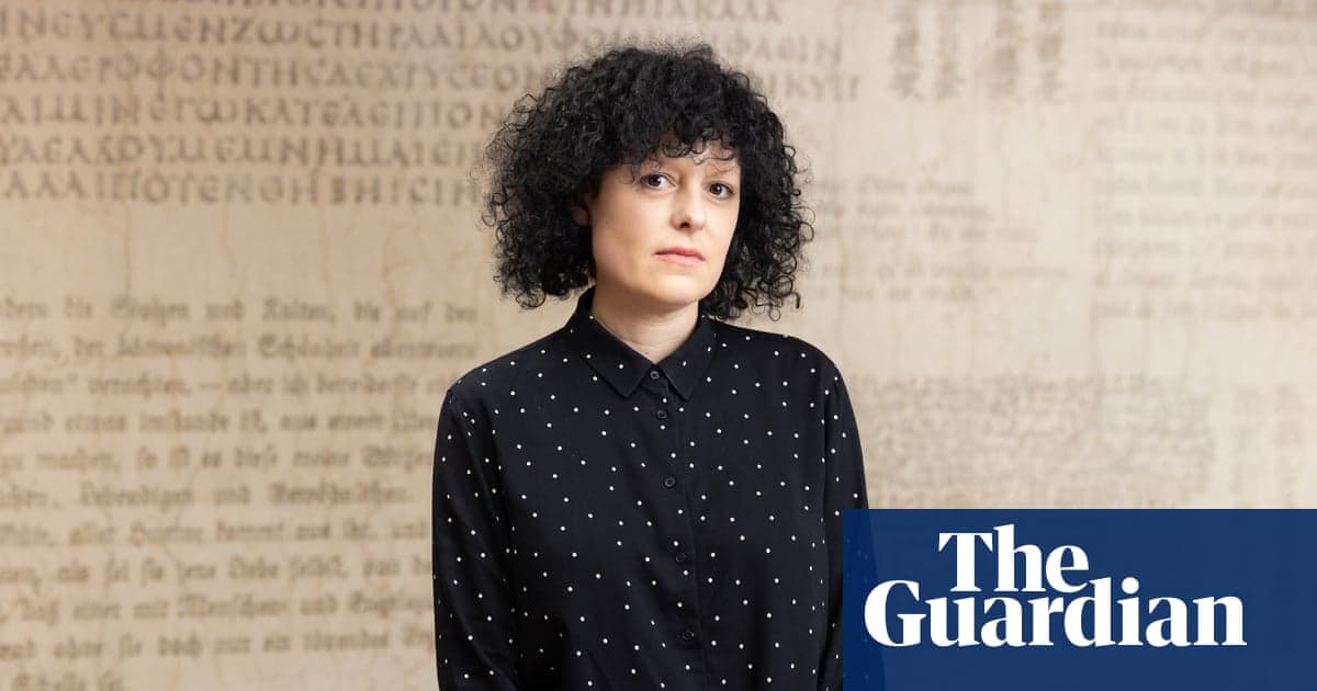What Am I, a Deer? By Polly Barton Review – Shyness, Obsession and the Joy of Karaoke