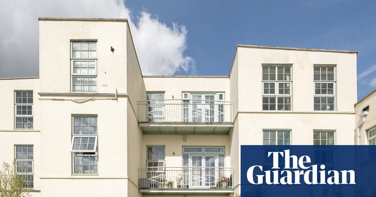 Art Deco and Modernist Flats in England and Scotland for Sale – in Pictures