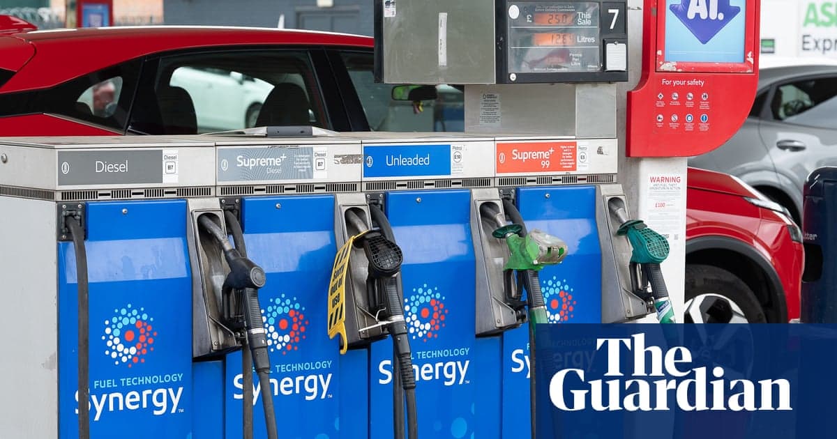 UK Households Bracing for New Cost of Living Crisis, Report Finds