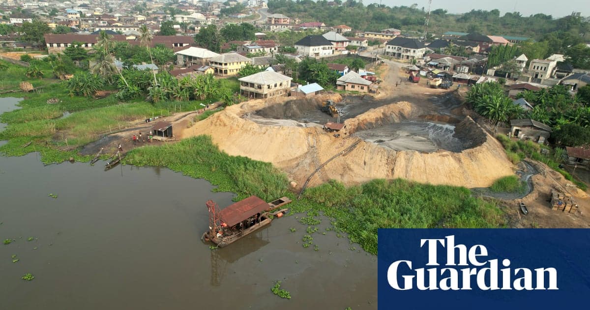 ‘The Water Is No Longer Our Friend’: How Dredging Is Pushing Lagos Lagoon Towards Ecosystem Collapse – Photo Essay