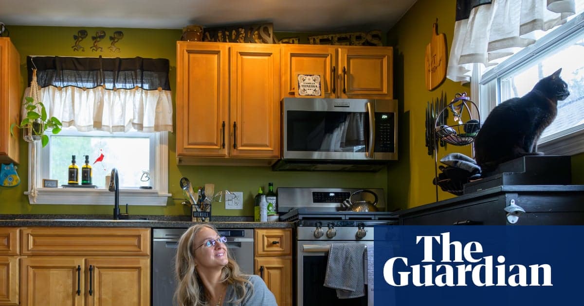 When Her ‘Soul Cat’ Died, She Was Bereft. Now She Designs Memorial Jewelry to Help Others with Pet Loss