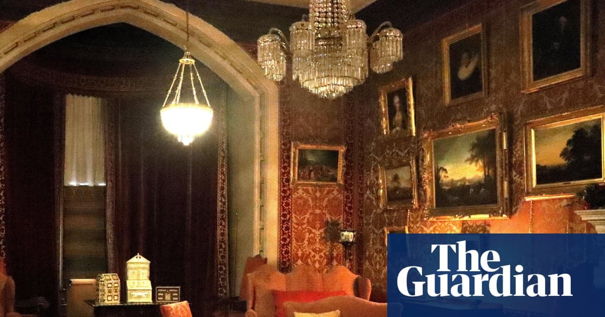 The Infamous Gilberts by Angela Tomaski Review – a Delicious Comfort Read