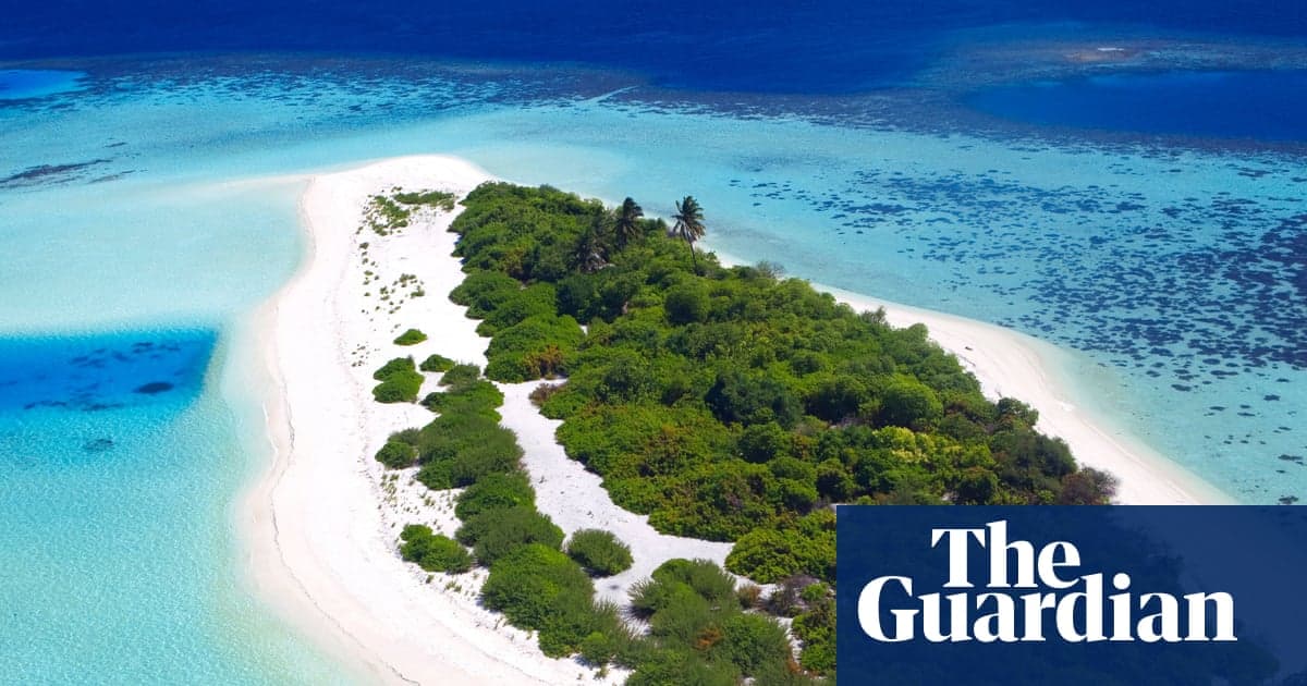 Cast Away by Francesca De Tores Review – Gripping Portrait of the Real-Life Robinson Crusoe