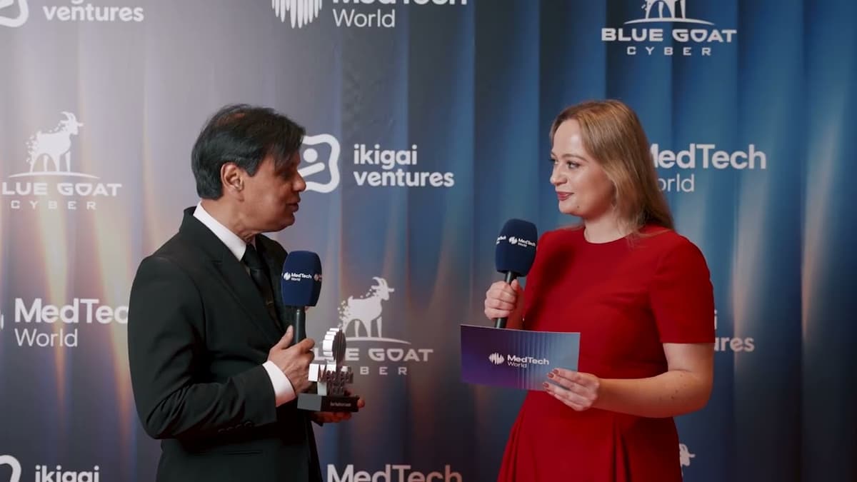 Prof. Shafi Ahmed Wins Best Healthcare Leader | MedTech World Middle East 2026