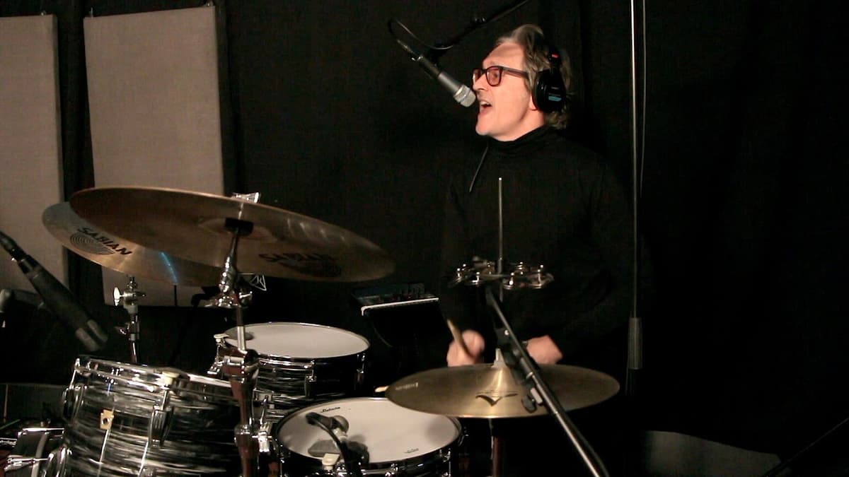 Fantastic Cat - "Donnie Takes The Bus" (Live at WFUV)