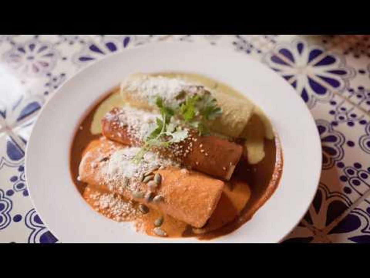 This 43-Ingredient Mole Is a Masterclass in Mexican History 🎨🇲🇽