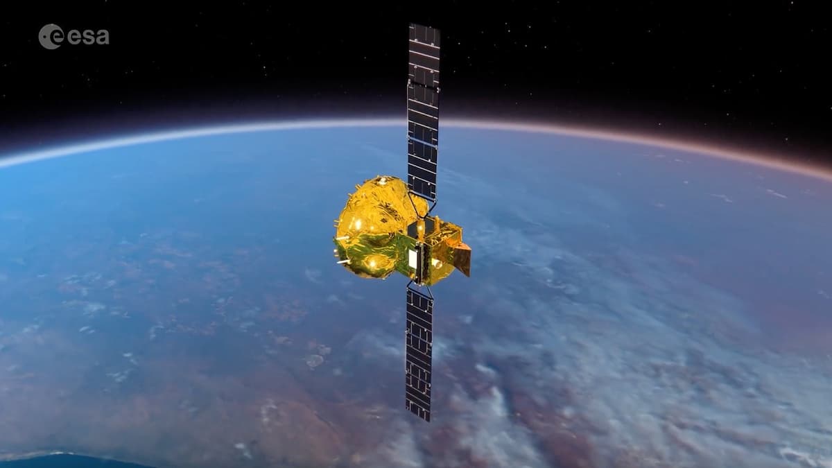 ‘Smile’ Spacecraft Prepped for Launch to Study Solar Wind