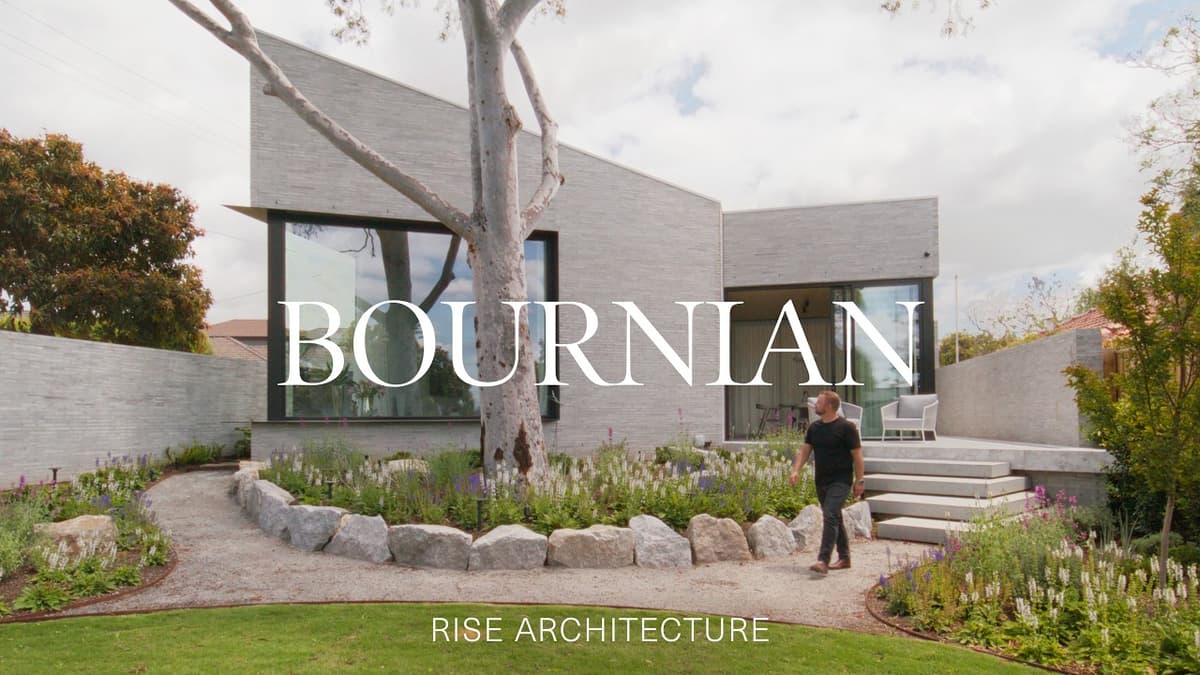 Inside a Courtyard Home That Feels Like a Private World (House Tour)