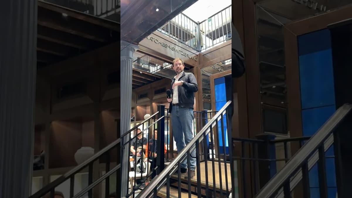 Hodinkee Happy Hour! Wristcheck, Beer, and Pizza Edition