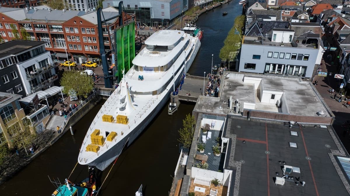 Feadship's 83m/ 273ft Project 830