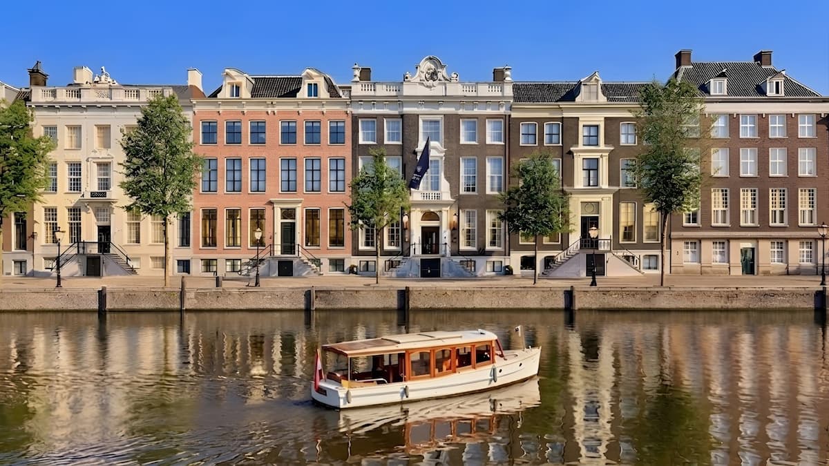 Waldorf Astoria Amsterdam | Best Luxury Hotel in Amsterdam (Full Tour)