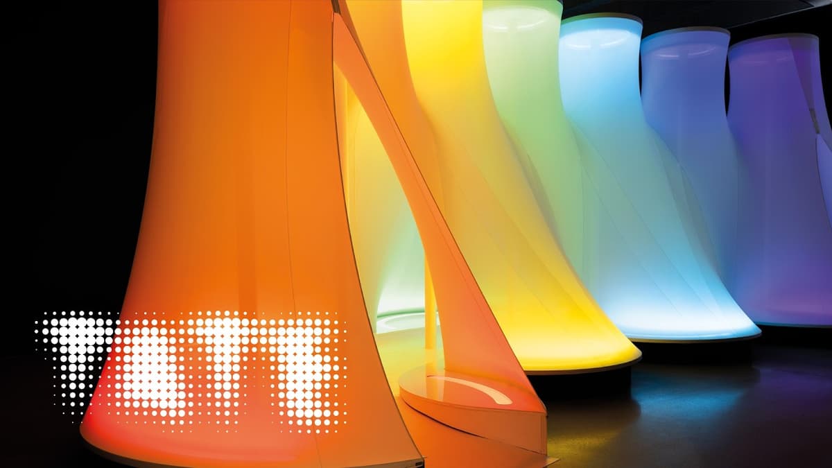 360 Video | Explore a Rainbow Artwork 🌈