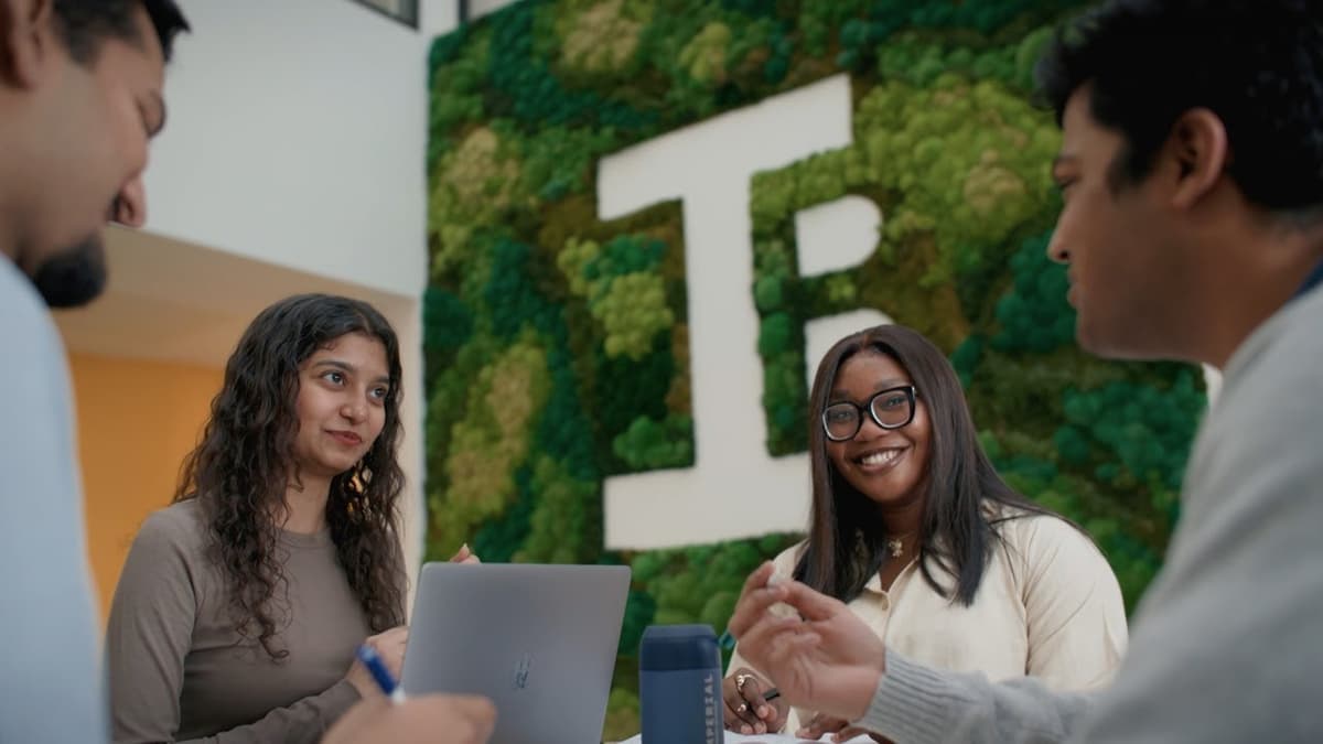 How Imperial Shapes Future Leaders | Imperial Business School